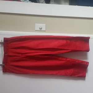 Dope red trousers